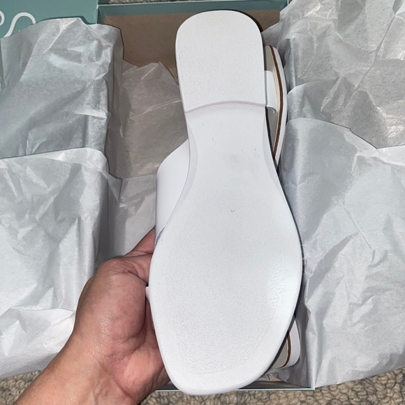 NIB Seychelles Total Relaxation Sandals - Picture 4 of 5